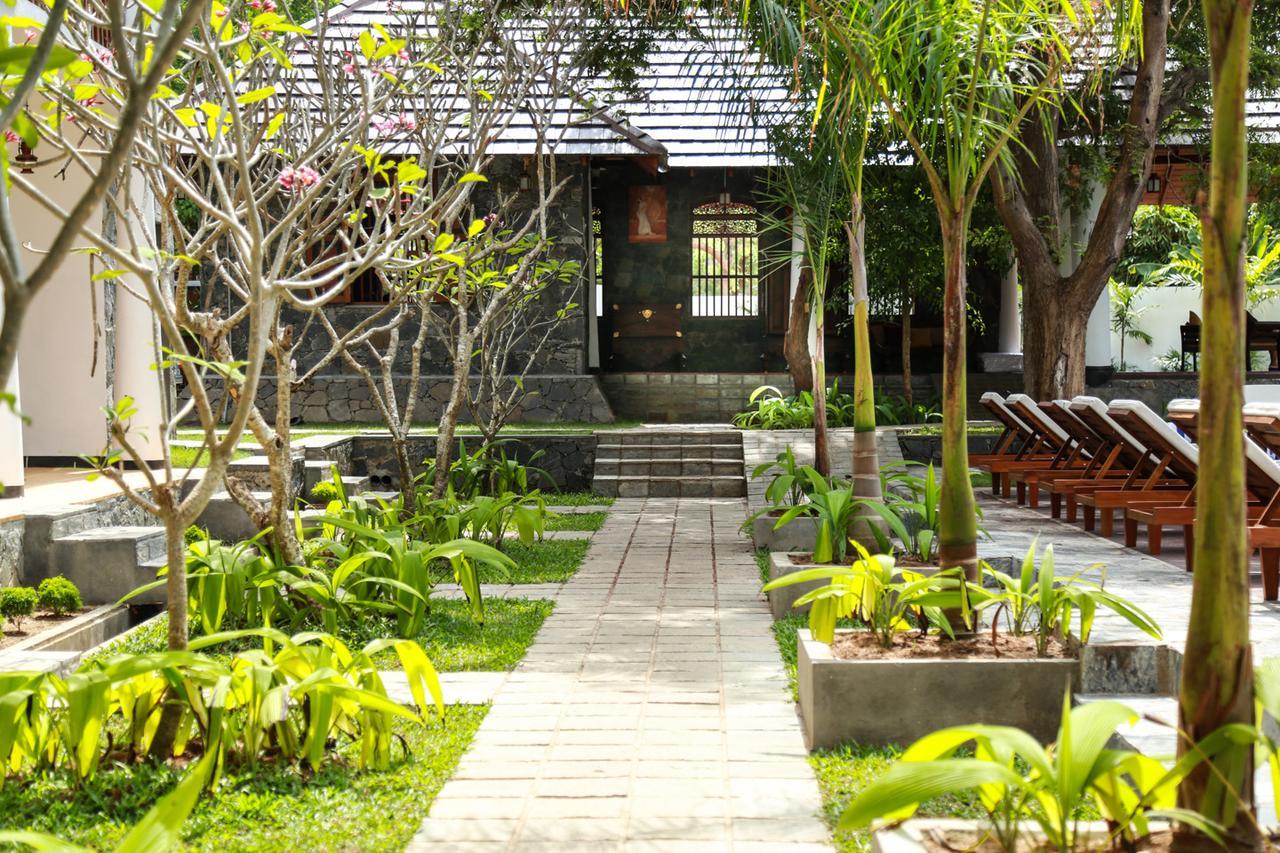 Yala Oga Reach Hotel Tissamaharama Kültér fotó