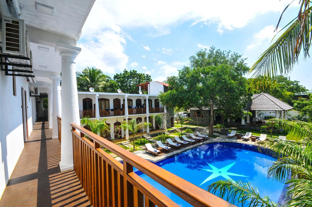 Yala Oga Reach Hotel Tissamaharama Kültér fotó